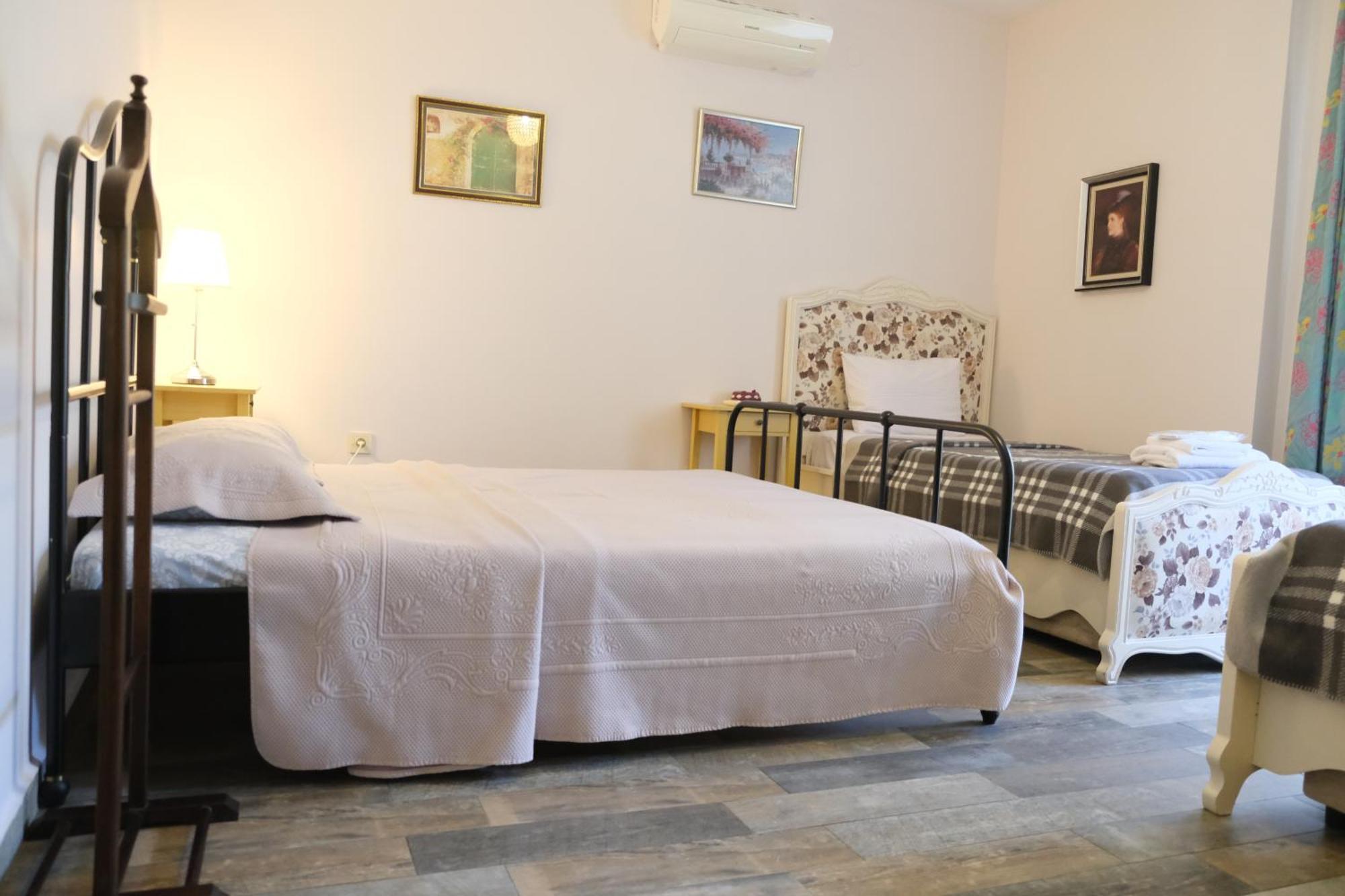 Niluefer Butik Otel (Adults Only) Ayvalik Exterior photo