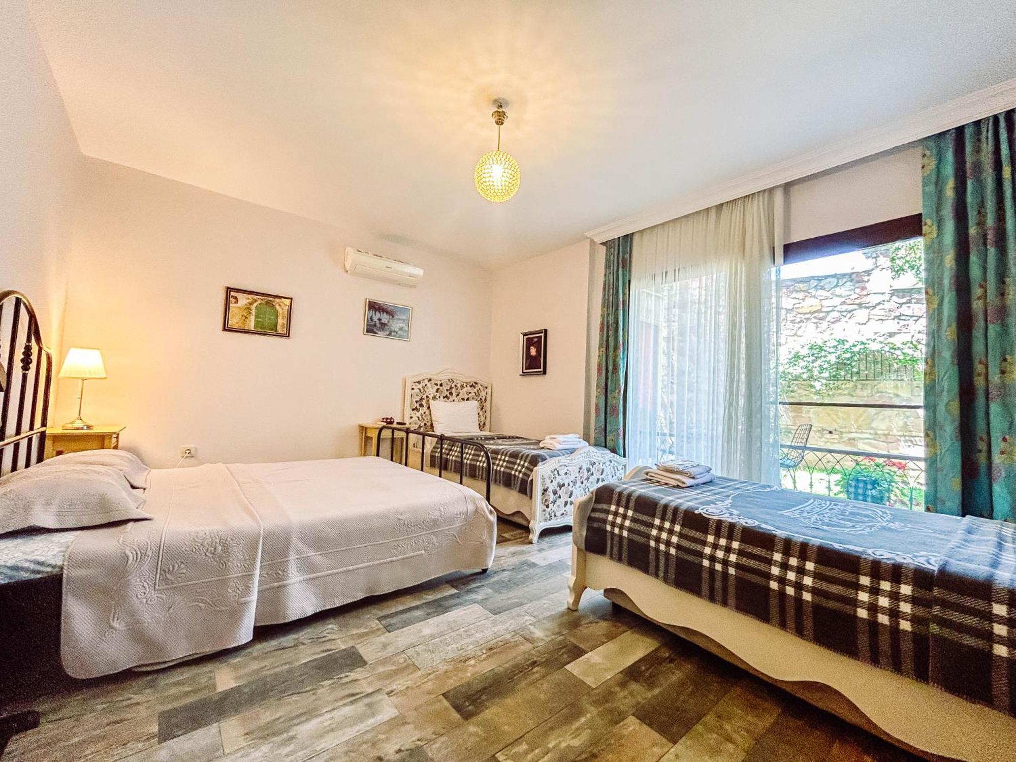 Niluefer Butik Otel (Adults Only) Ayvalik Exterior photo