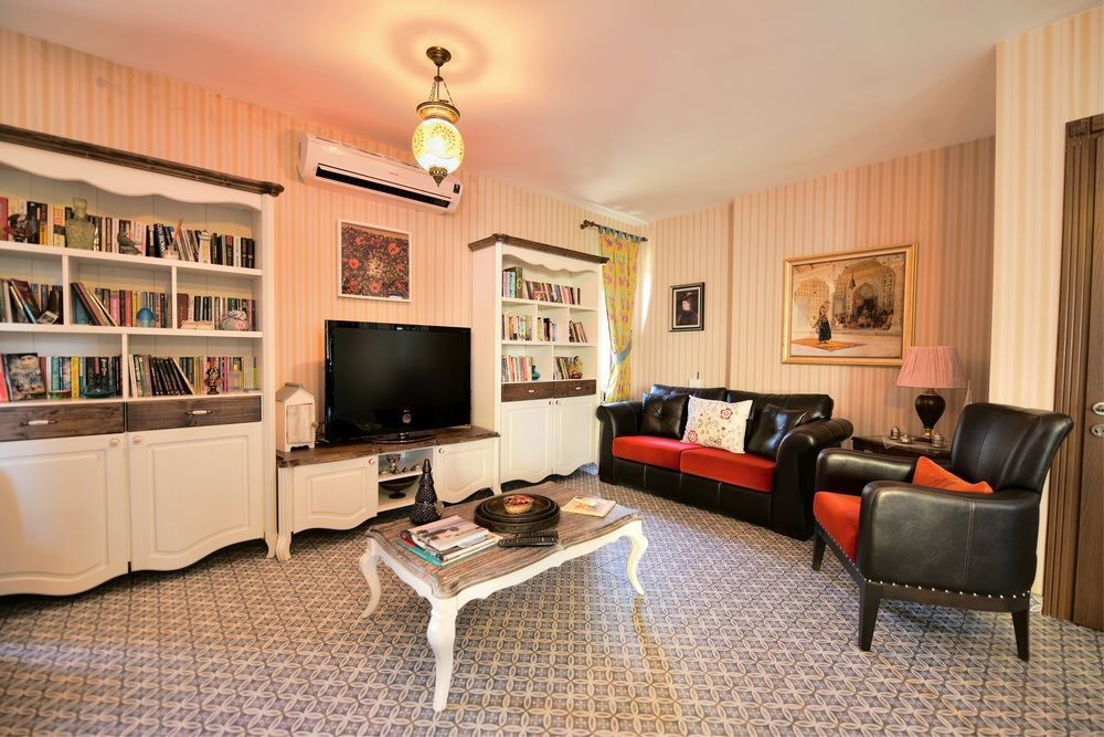 Niluefer Butik Otel (Adults Only) Ayvalik Exterior photo