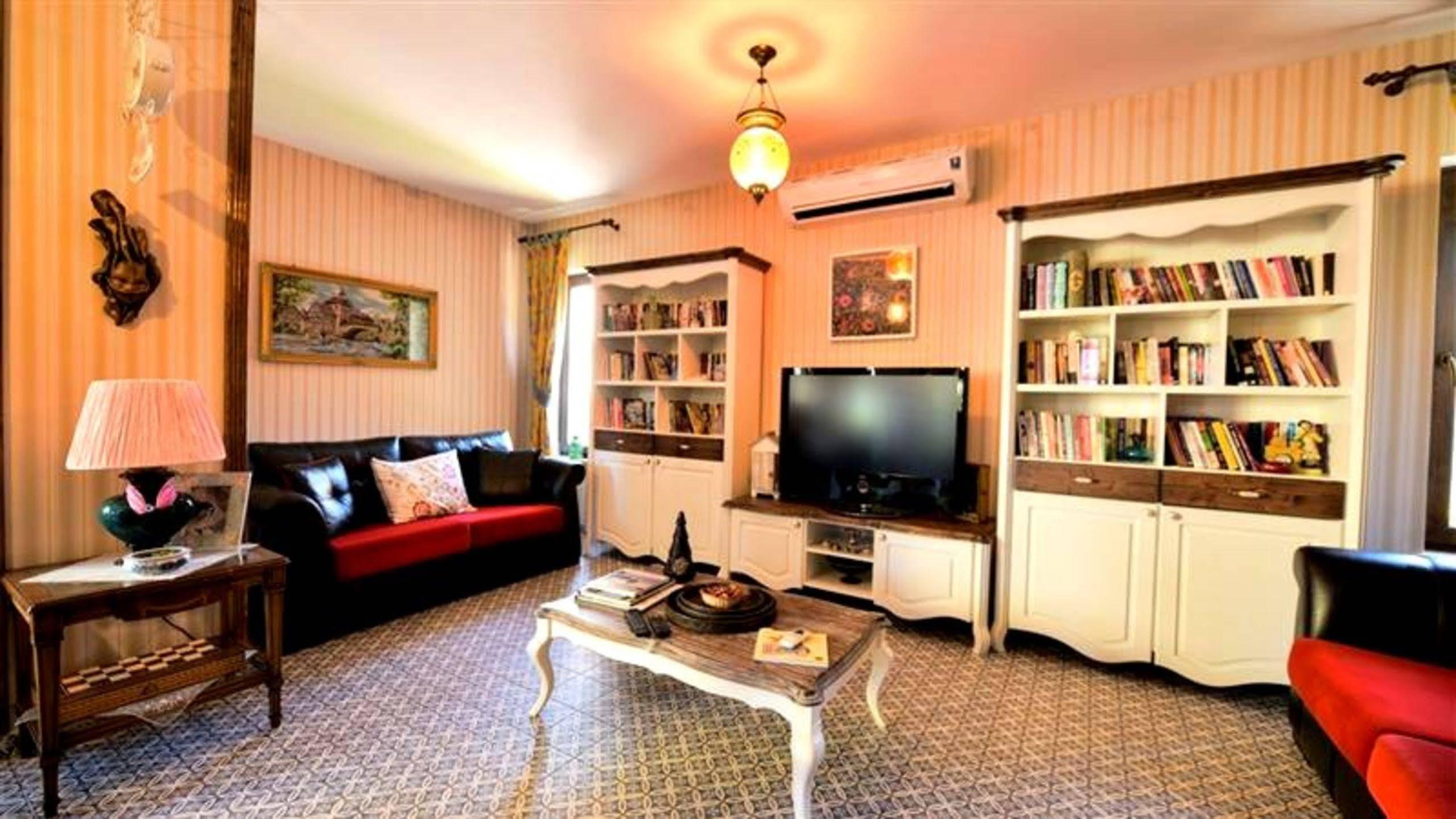 Niluefer Butik Otel (Adults Only) Ayvalik Exterior photo