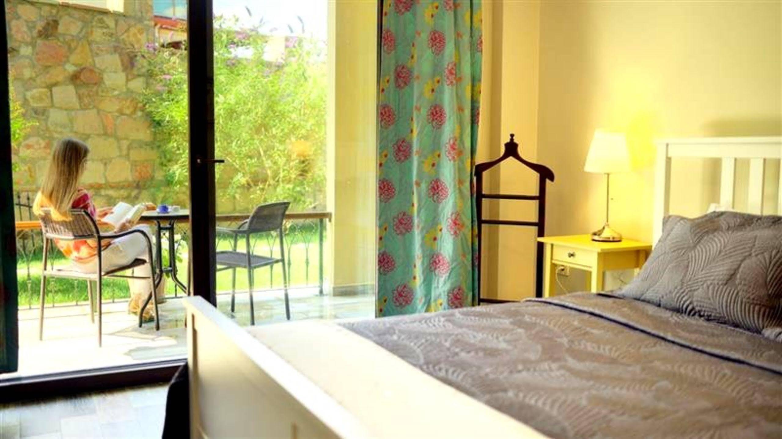 Niluefer Butik Otel (Adults Only) Ayvalik Exterior photo